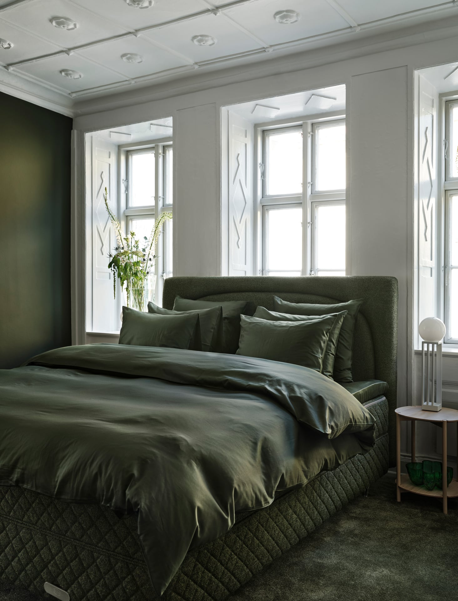 Bed-Xclusive-passion032-Headboard-Eden-passion032-Lunaria-ash-PIE.jpg